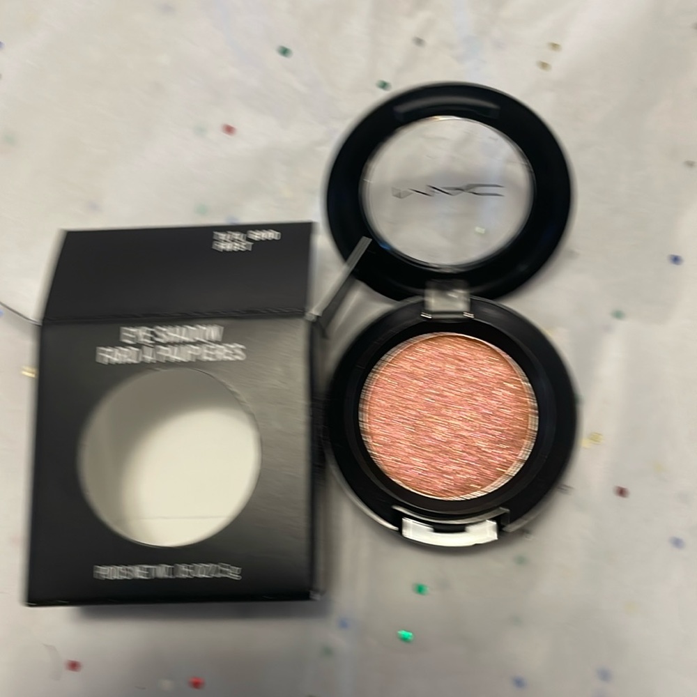 Mac New Shadow